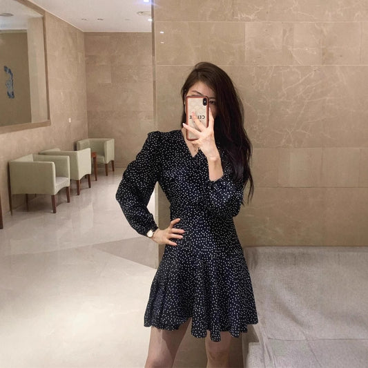 Black blazer mini dress for women styled in a modern Vamp Romantic look