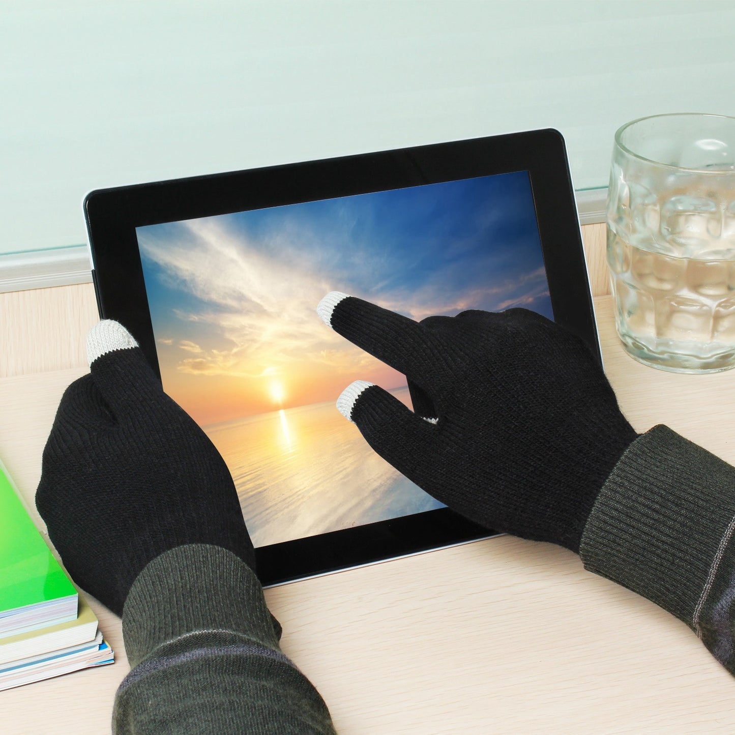 Touch Screen Gloves for Running - Knitted Gloves for Warmth and Comfort
