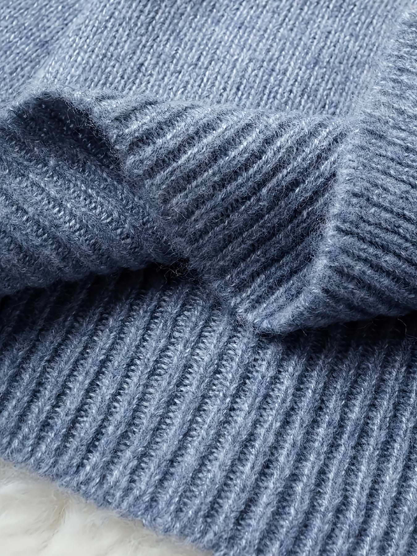 Button Pullover Sweater - Oversized Round Neck Winter Knitwear for Cozy Style