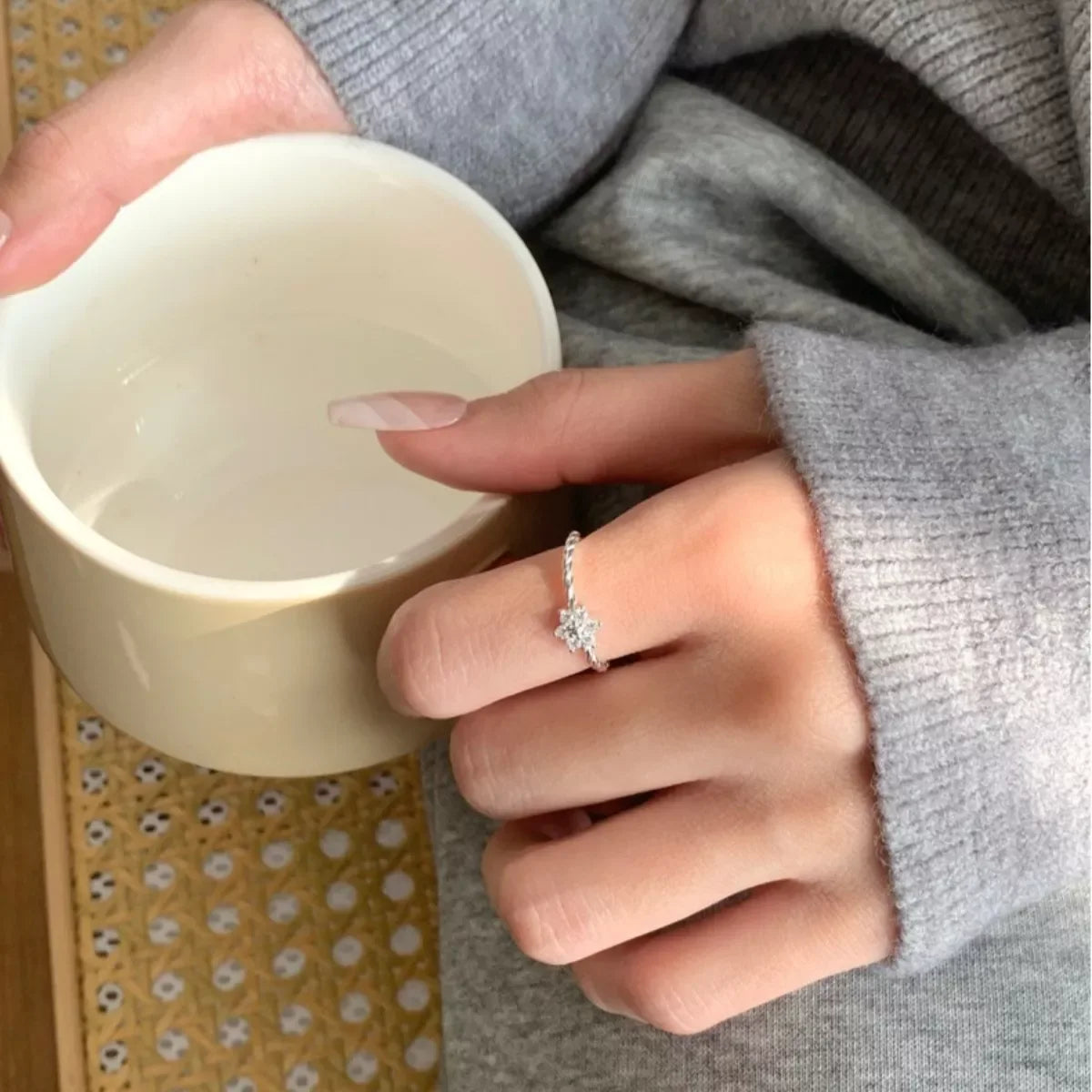 925 Sterling Silver Zircon Flower Open Ring - SUBSTYEL