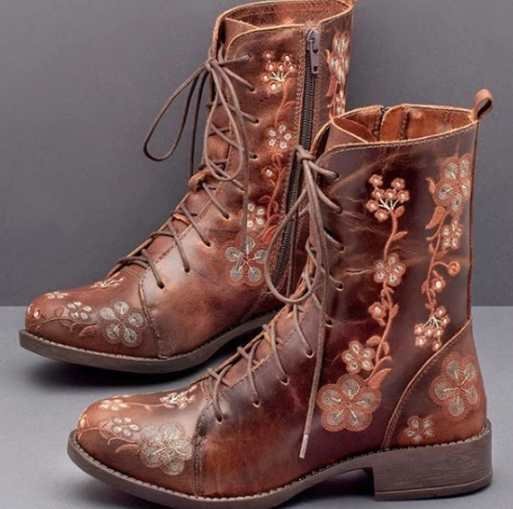 Ladies Mid-Heel Embroidered Boots for Stylish Comfort