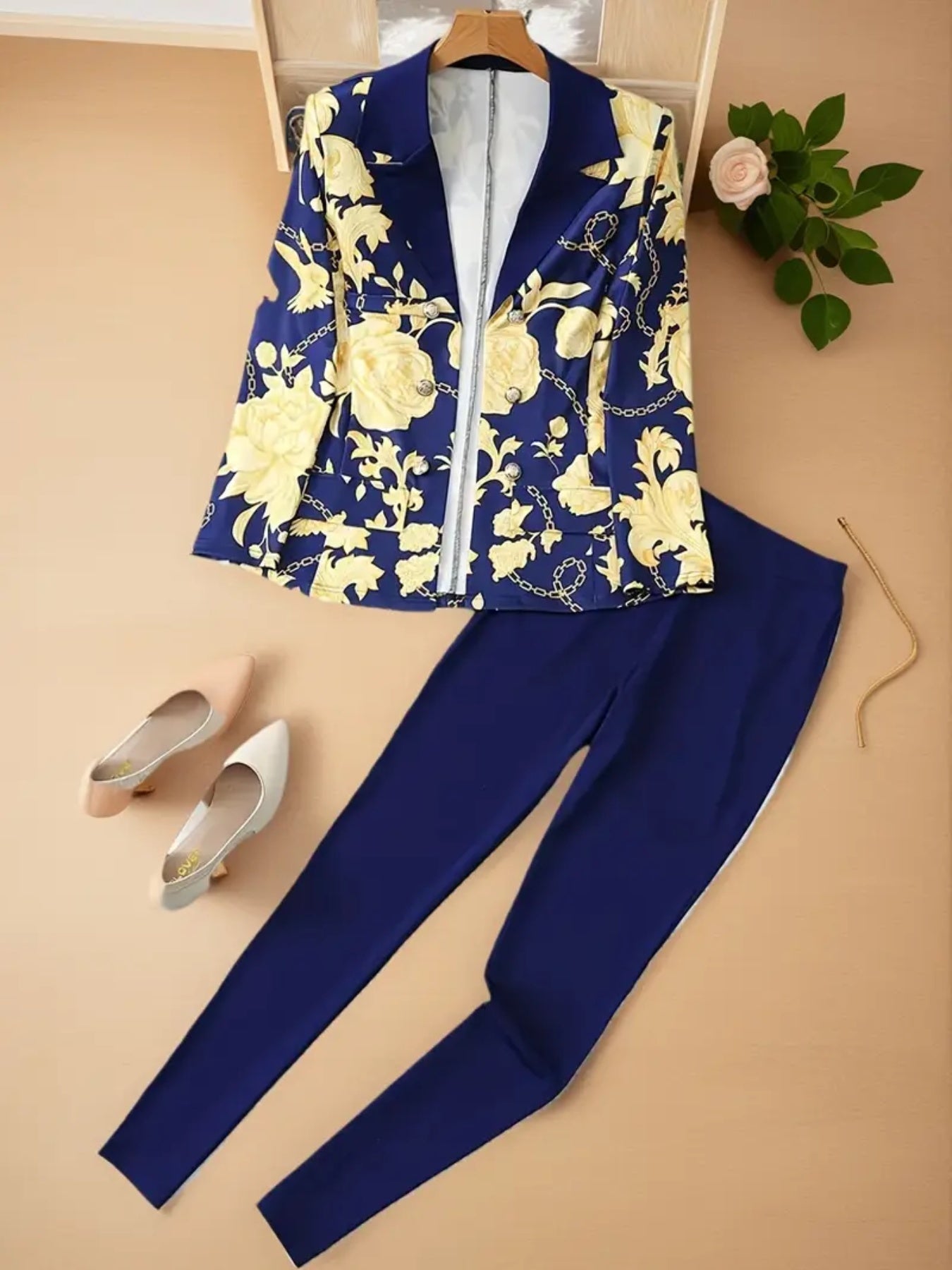Jacket and Two-Piece Luxury Suit for Exquisite Style and Comfort